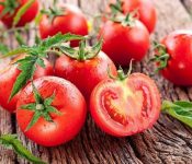 Top 7 những trái cây nên ăn khi bị mụn