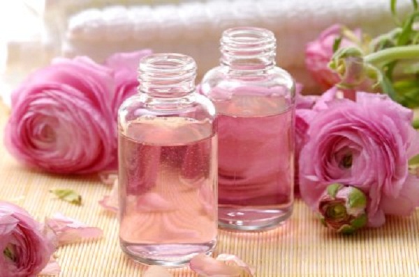 Cách chọn nước hoa hồng cho từng loại da