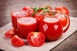 Dùng nước ép cà chua để giảm cân