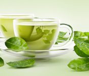 Uống lá trà xanh có tác dụng gì?