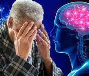 Bệnh Alzheimer là bệnh gì? Nguyên nhân và dấu hiệu nhận biết