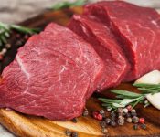 Thịt đỏ tốt cho người bị yếu sinh lý