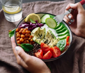 Top 7 những trái cây nên ăn khi bị mụn